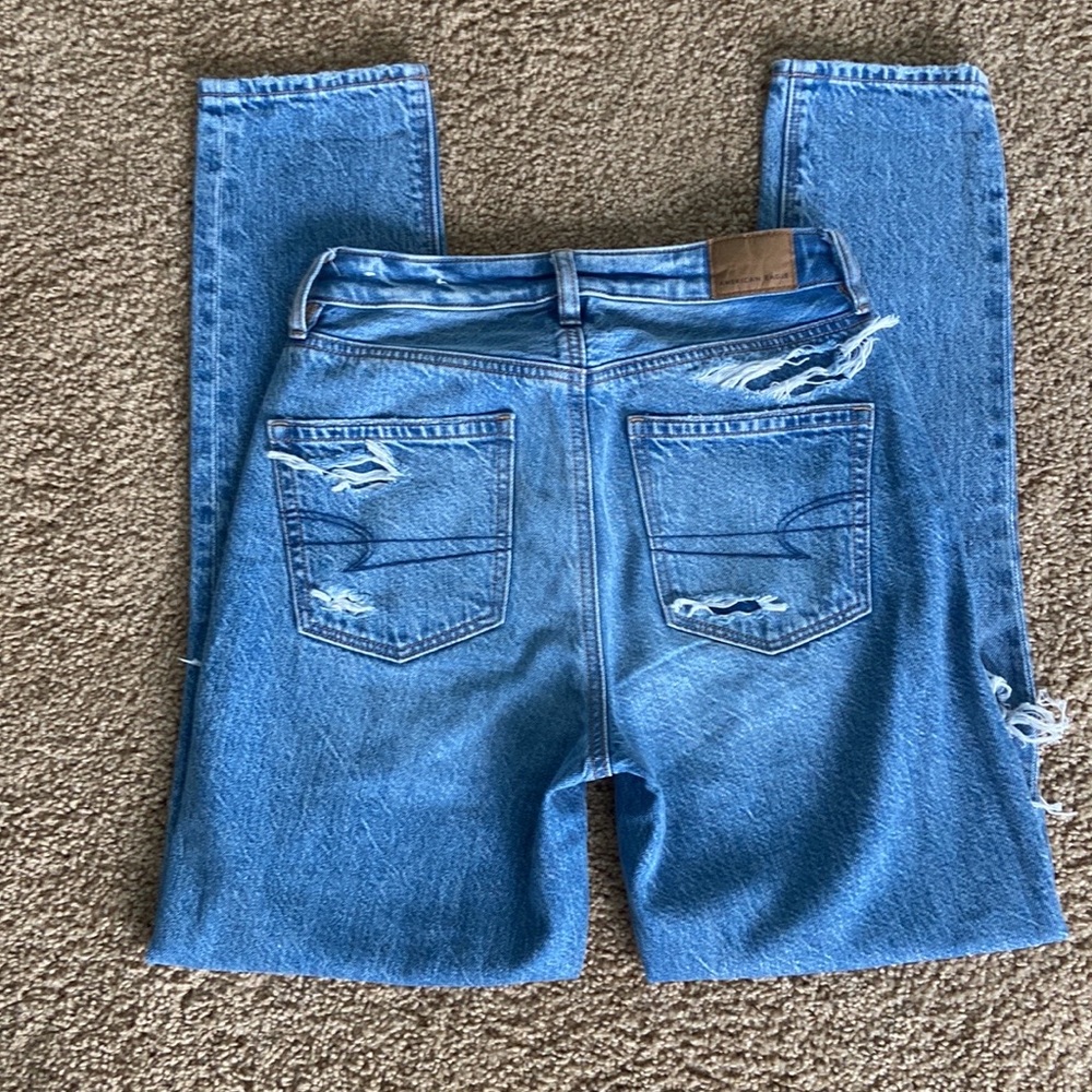 Women’s American Eagle Mom Jeans